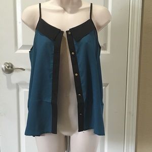 💋 Cute Button Down Top. New